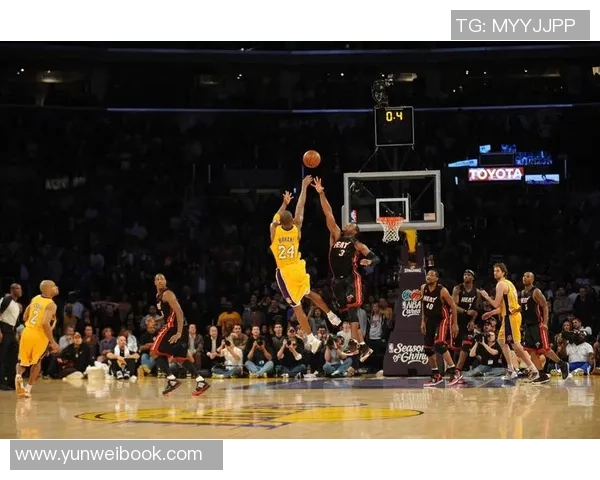 湖人对决太阳的激烈较量回顾及精彩瞬间分析